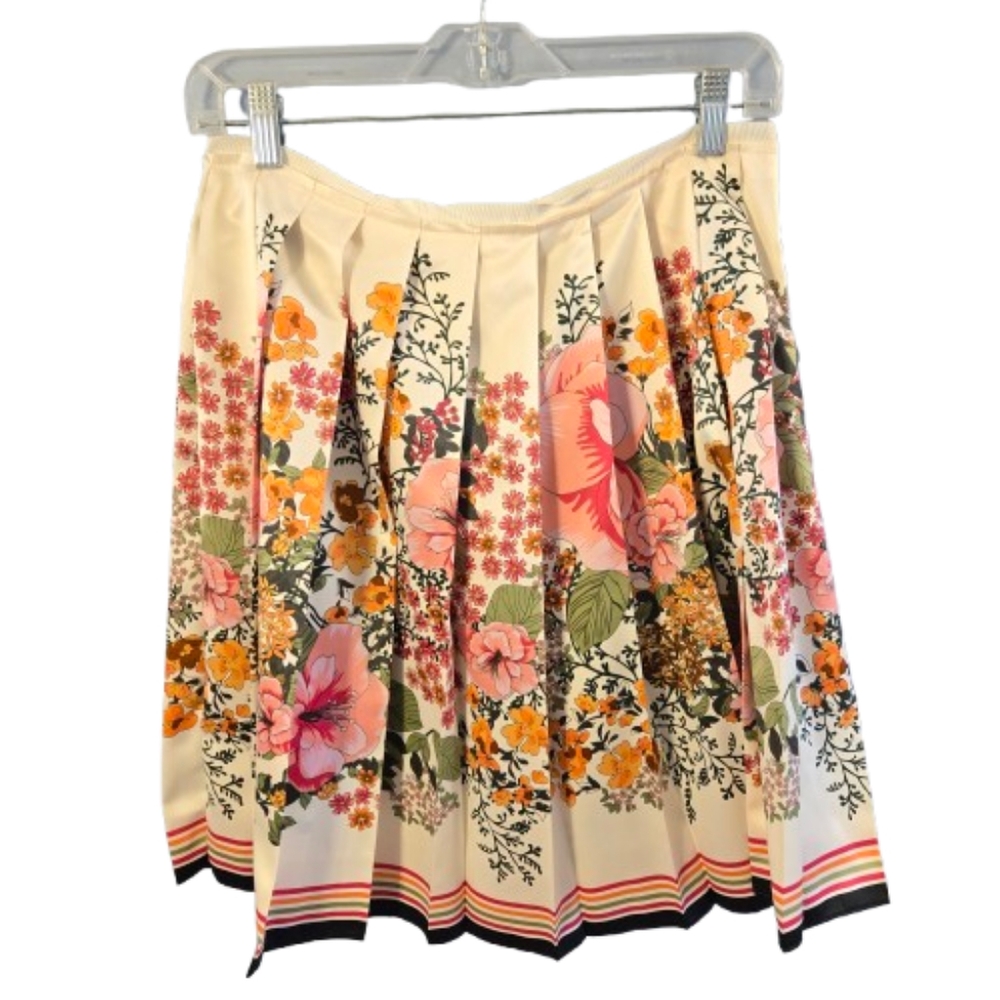 Old Navy Floral Pleated Skirt